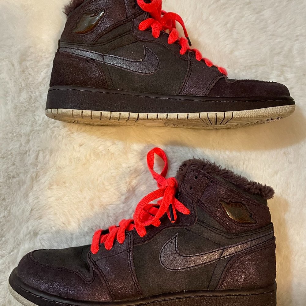Nike Air Jordans - Picture 3 of 11